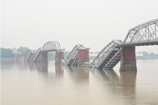 A file photo shows the damaged Sagaing Bridge (Inwa) following the Mandalay Earthquake, as reported in the Kyemon Daily (The Mirror) on 7 April 2025.